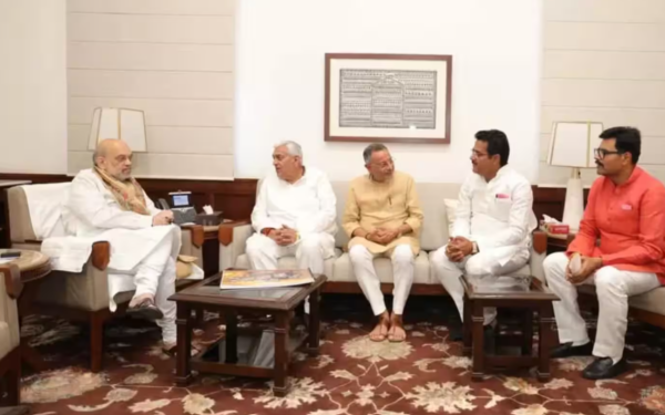 अभय सिंह राकेश प्रताप सिंह और विनोद चतुर्वेदी BJP में शामिल होने की खबर