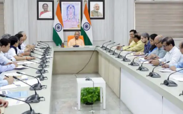 बारिश से बिजली सड़क व्यवस्था