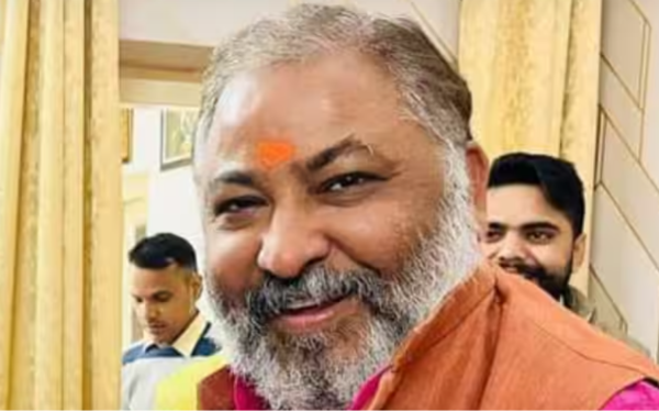 खिलेश यादव की अयोध्या से चुनाव लड़ने की चुनौती पर मंत्री दयाशंकर सिंह की प्रतिक्रिया
